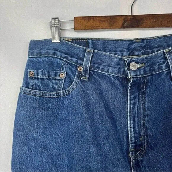 Levi's Vintage 515 Boot Cut Lower Rise Cut Off Hem Jeans 12 - Picture 3 of 3